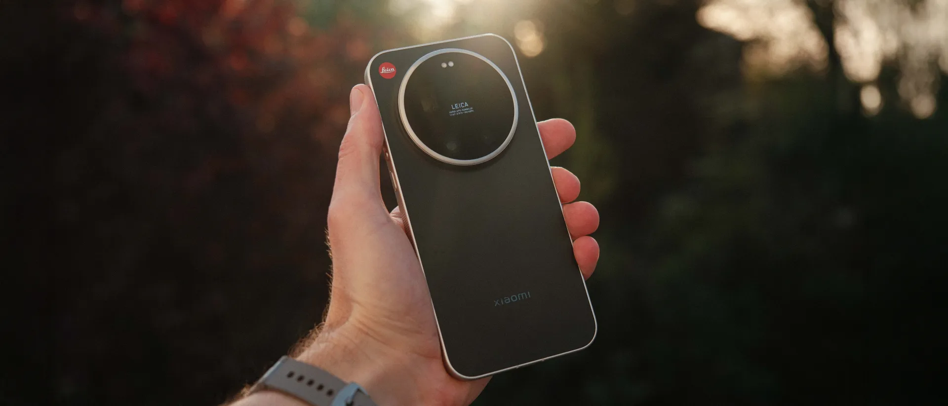 60 triệu đồng cho một chiếc điện thoại gần như dùng chung phần cứng Xiaomi 17 Ultra, Leica đang bán camera hay bán thương hiệu? - Ảnh 2.