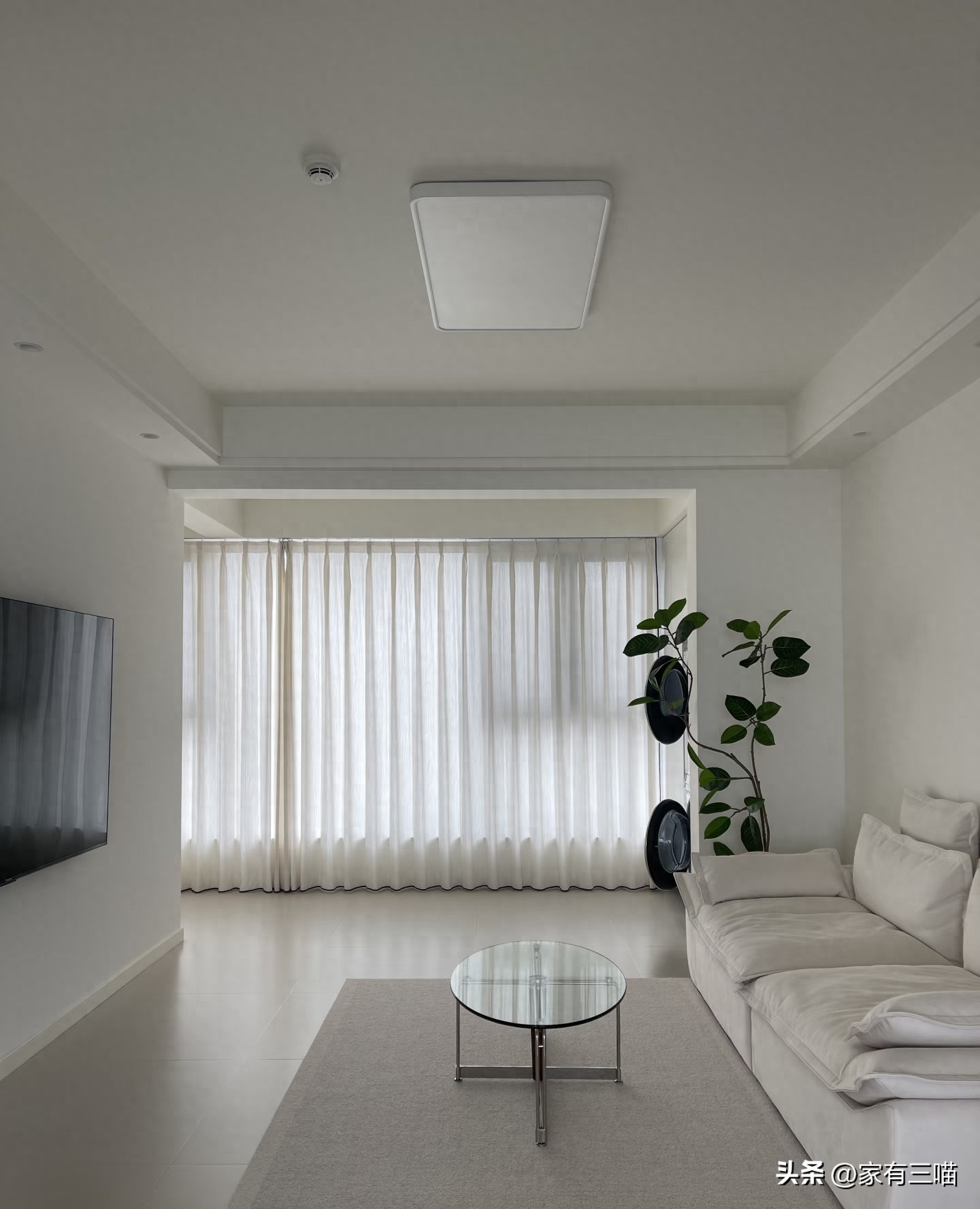 Nhà tôi gần như không có đồ thừa: 5 khu vực càng ít đồ, cuộc sống càng nhẹ nhõm- Ảnh 1.
