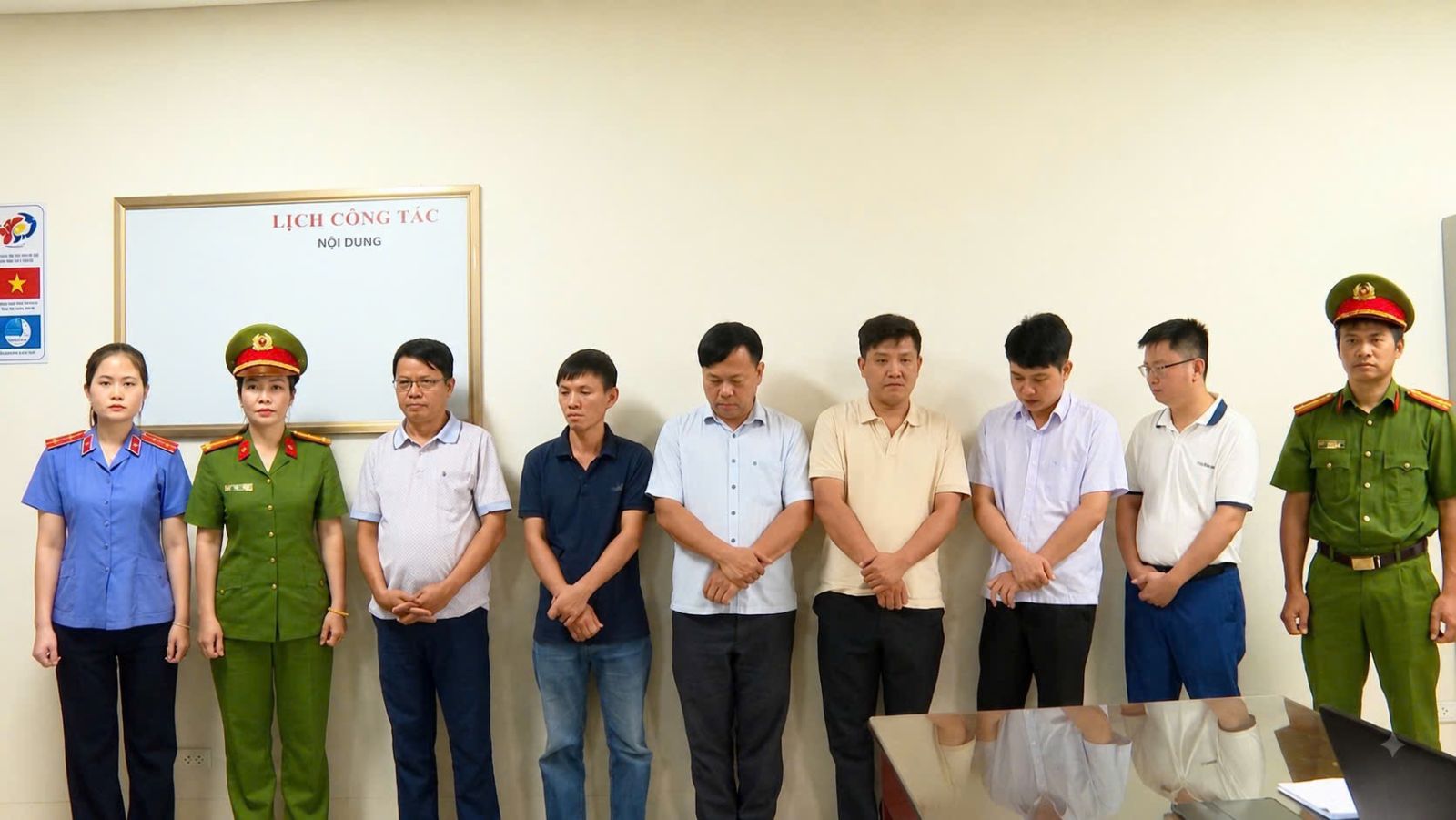 Khởi tố Giám đốc Ban Quản lý dự án; mở rộng điều tra vụ án làm giả hồ sơ thí nghiệm vật liệu xây dựng- Ảnh 5.