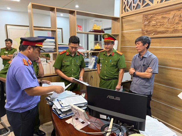 Khởi tố Giám đốc Ban Quản lý dự án; mở rộng điều tra vụ án làm giả hồ sơ thí nghiệm vật liệu xây dựng- Ảnh 3.