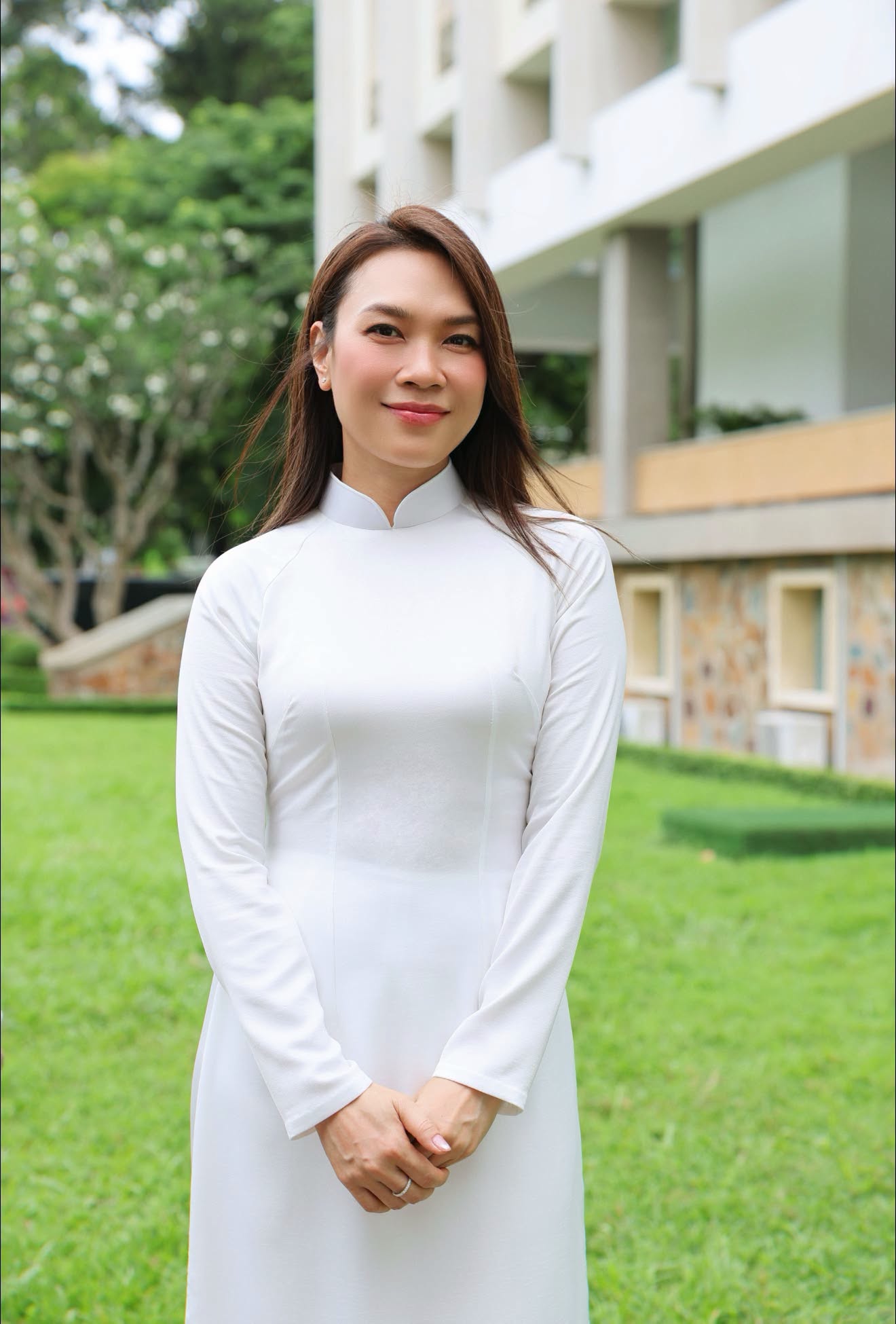 Ca sĩ Việt là đại gia quyền lực : Xây cơ ngơi trăm tỷ giữa trung tâm thành phố, một năm kiếm được gần 48 tỷ đồng - Ảnh 9.