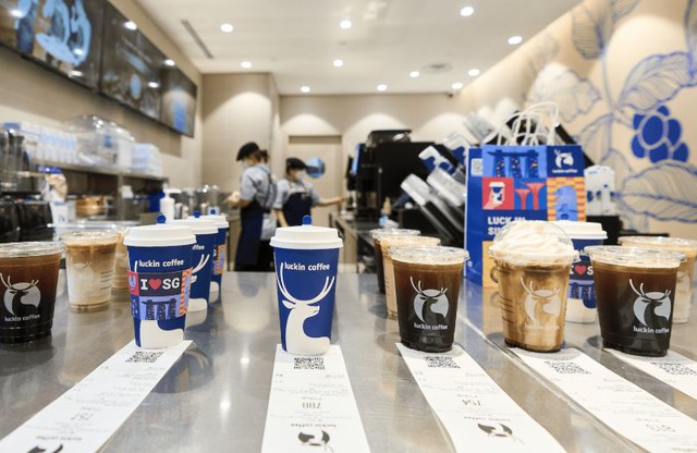 Chuỗi cà phê soán ngôi Starbucks chỉ sau 5 năm: Hiện sở hữu 18.000 cửa hàng, theo đuổi mô hình thuần công nghệ - Ảnh 2.