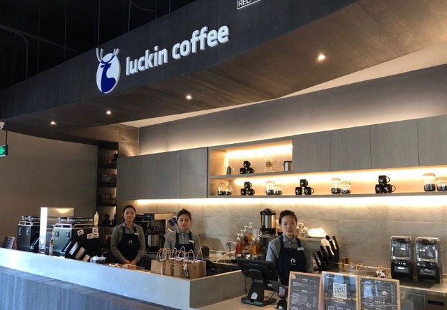 Chuỗi cà phê soán ngôi Starbucks chỉ sau 5 năm: Hiện sở hữu 18.000 cửa hàng, theo đuổi mô hình thuần công nghệ - Ảnh 3.