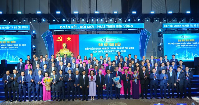 Ông Mai Hữu Tín là tân Chủ tịch Liên đoàn Doanh nghiệp TP.HCM - Ảnh 2.