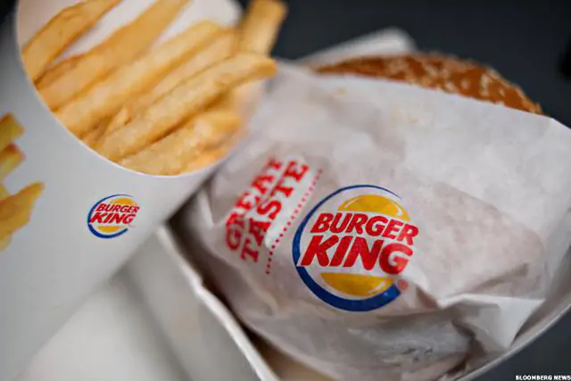Đăng ảnh que thử thai hai vạch rồi im lặng 24 giờ, Burger King khiến cả McDonald's lẫn Taco Bell phải nhảy vào bình luận - Ảnh 5.