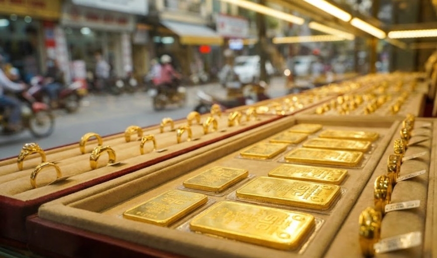 Giá vàng hôm nay 4 / 8 tại SJC , PNJ , Bảo Tín Mạnh Hải và diễn biến thị trường - Ảnh 1. Giá vàng hôm nay 4 / 8 tại SJC , PNJ , Bảo Tín Mạnh Hải và diễn biến thị trường - Ảnh 1.
