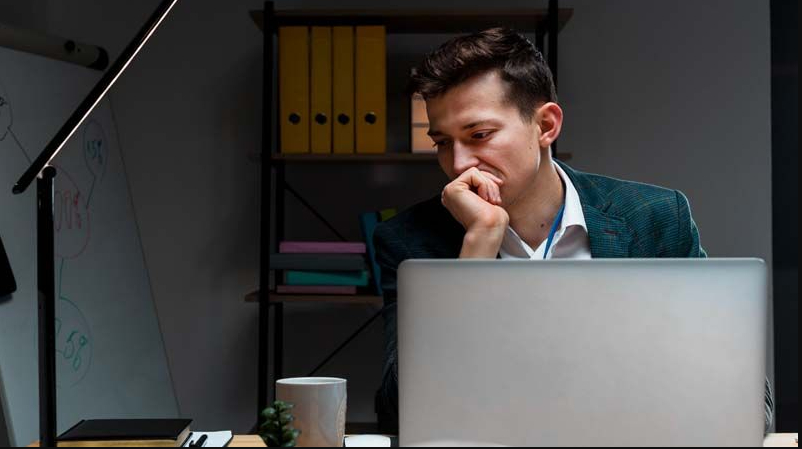 AI đang biến mọi thứ thành hàng hóa, chỉ còn một tài sản ngày càng đắt giá: Não bộ biết tập trung - Ảnh 2.