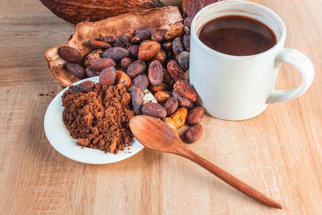 Ăn hàng trăm bát mì vẫn giữ dáng thon gọn, người phụ nữ Nhật Bản chia sẻ loại đồ uống bán đầy ở Việt Nam - Ảnh 2.