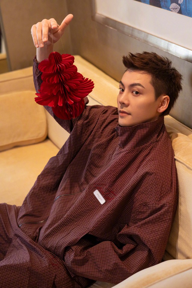 Lộ khung hình chung đầu tiên của nàng thơ - chủ tịch showbiz bên con trai đầu lòng- Ảnh 6.