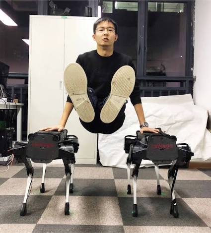 Ông chủ Unitree Robotics: Từ cậu học sinh bị cô giáo chê