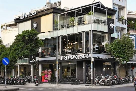 THREE O ’ CLOCK trả mặt bằng Hồ Tùng Mậu sau 5 năm hoạt động hiệu quả - Ảnh 3.