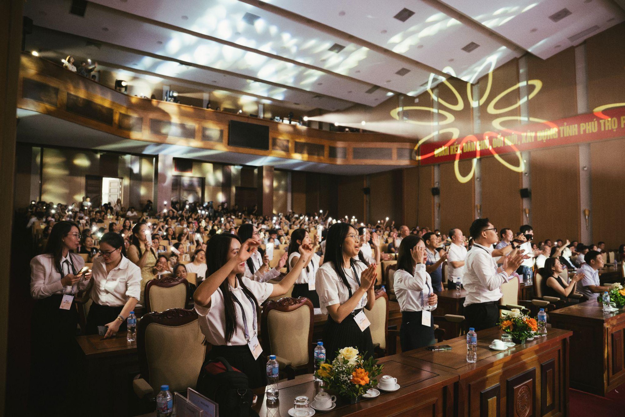 Volvo Concert Beat Of Hope - Beat Of Life: Những nhịp đập trân trọng sự sống - Ảnh 8. Volvo Concert Beat Of Hope - Beat Of Life: Những nhịp đập trân trọng sự sống - Ảnh 8.
