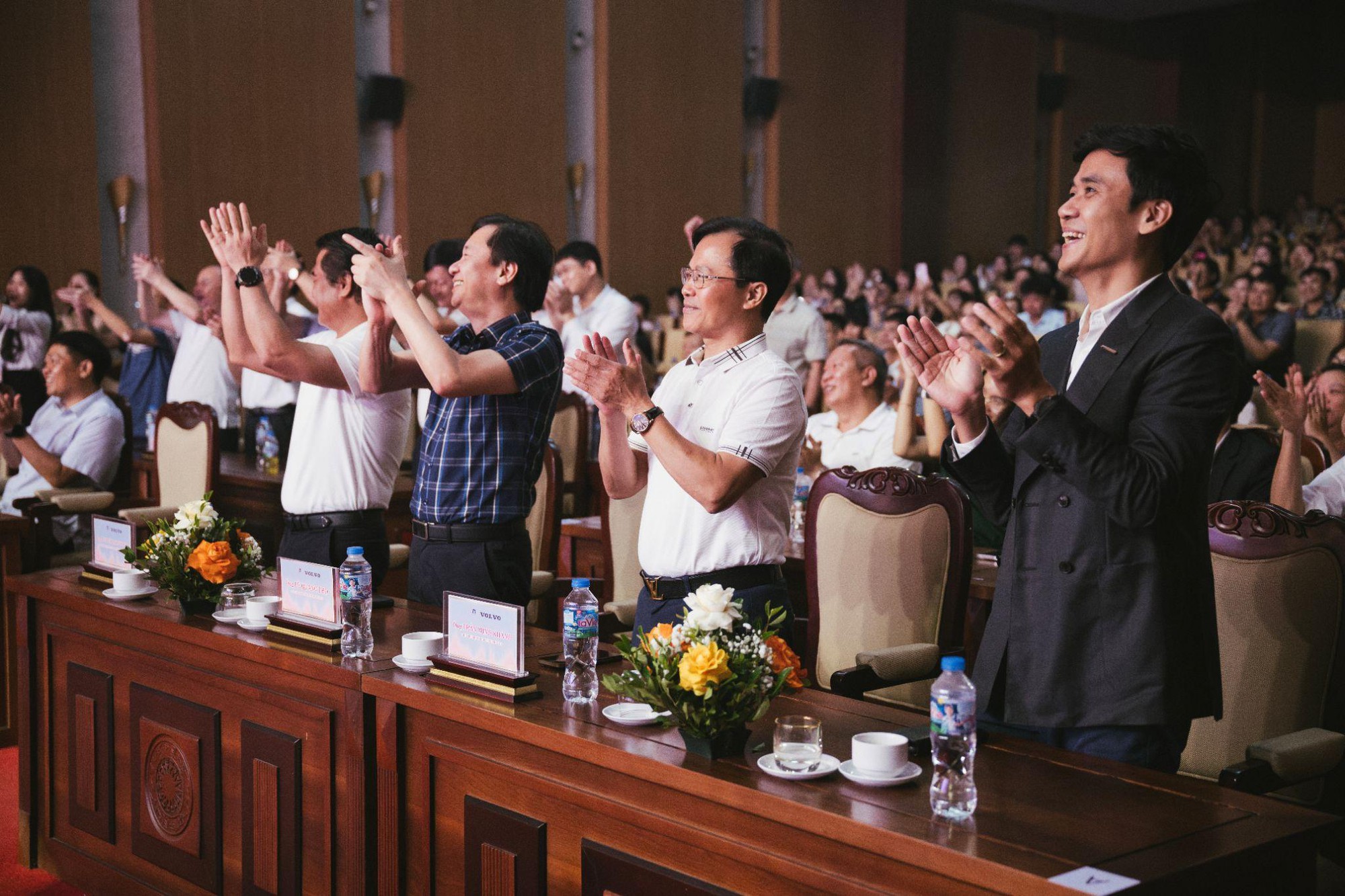 Volvo Concert Beat Of Hope - Beat Of Life: Những nhịp đập trân trọng sự sống - Ảnh 9. Volvo Concert Beat Of Hope - Beat Of Life: Những nhịp đập trân trọng sự sống - Ảnh 9.