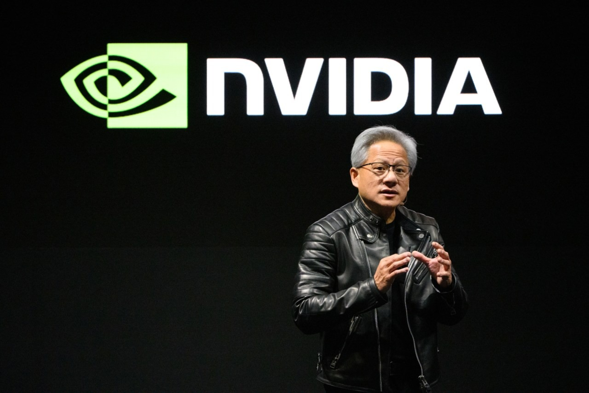 Khối nợ ngầm 300 tỷ USD của Nvidia và cơn sốt AI đang thay đổi thị trường - Ảnh 1.