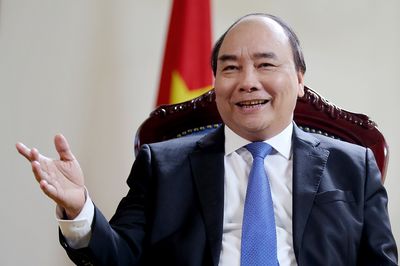 Thủ tướng Nguyễn Xuân Phúc trả lời phỏng vấn Bloomberg: Việt Nam sẽ đạt mục tiêu tăng trưởng 6,7% - Ảnh 2.