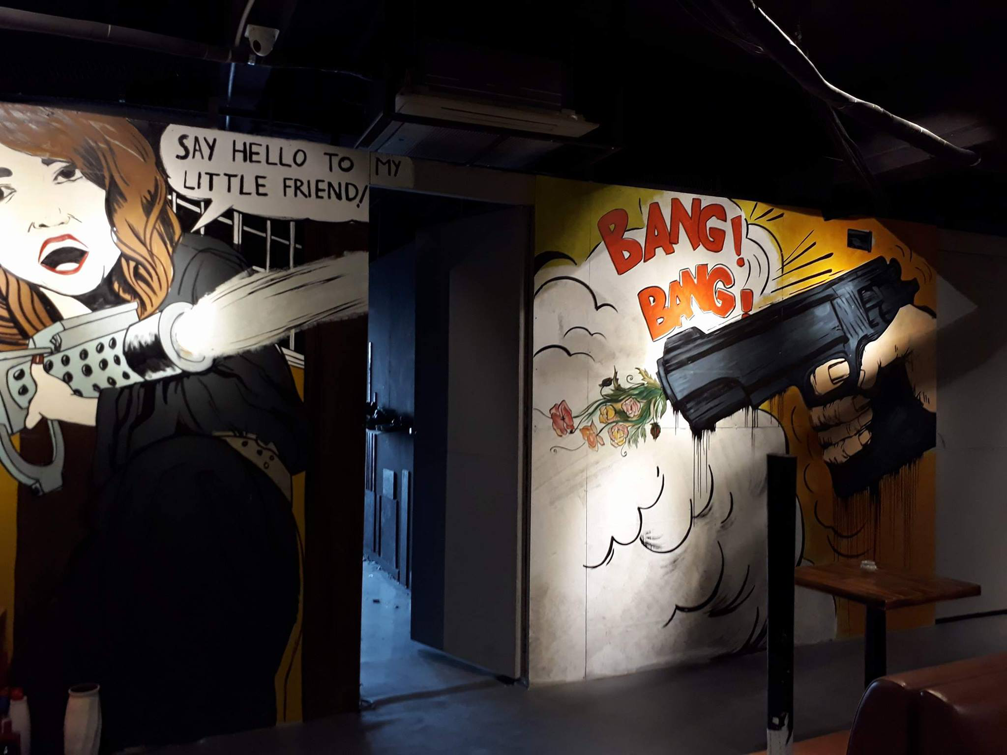  Với chi phí 119.000/người, khách hàng có 30 phút giải tỏa tại một trong 4 căn phòng như thế này của Fury Room. 