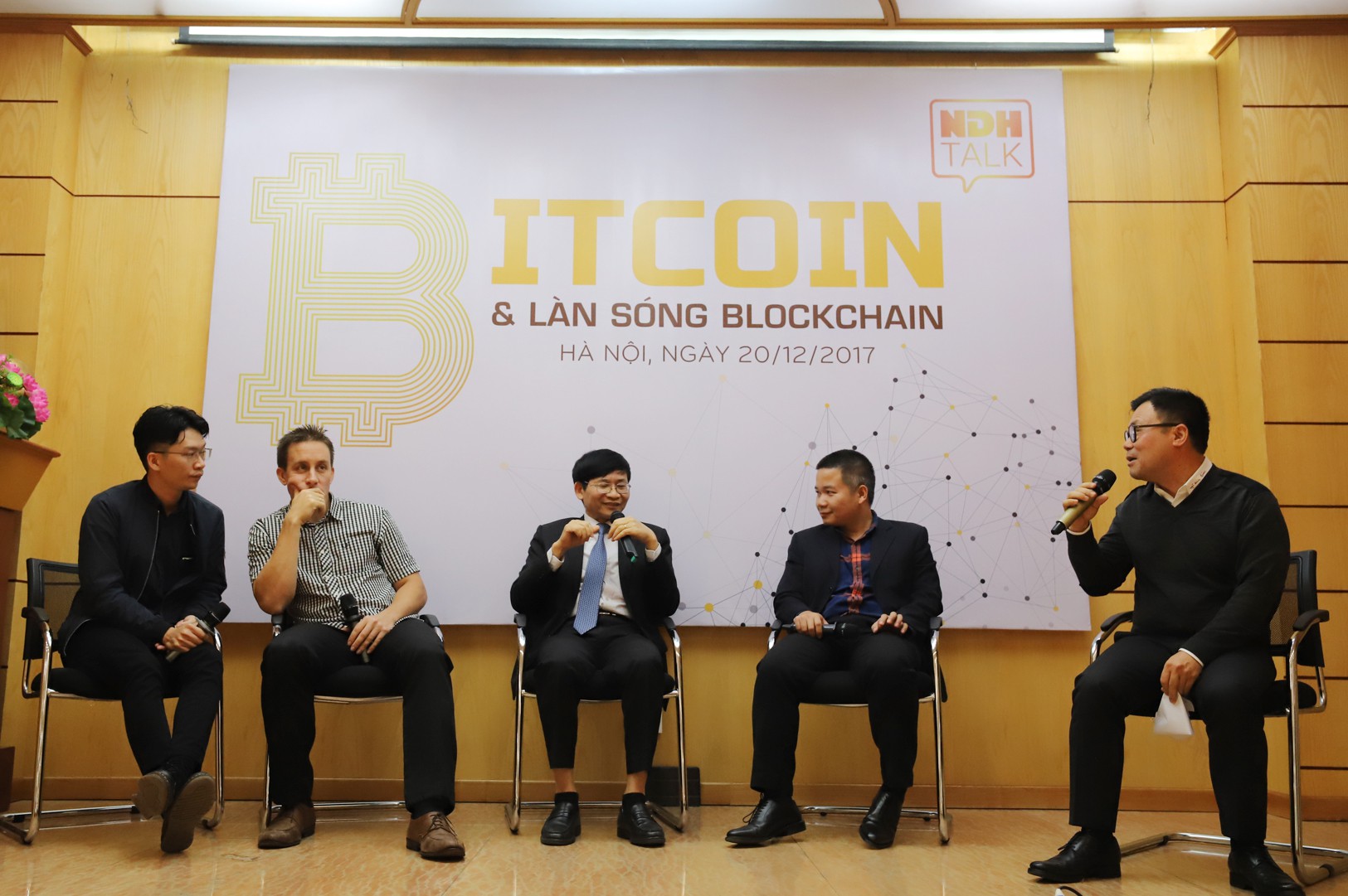 Cảnh báo các nhà đầu tư tiền ảo: 99% ICO là lừa đảo! Bạn mang tiền lên sàn giao dịch, sàn dùng hết tiền để mua bất động sản! 6 nhà đầu tư, tiền ảo, ico, lừa đảo, cảnh báo