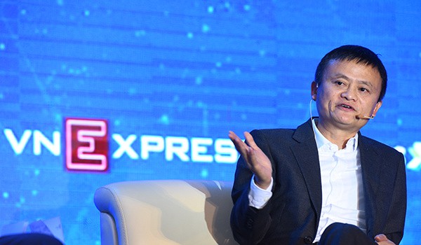 Jack Ma đã nói những gì trong 1 giờ đồng hồ truyền cảm hứng cho doanh nhân, startup Việt? - Ảnh 1.
