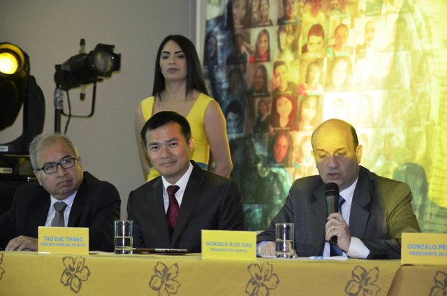 Phó Tổng Giám đốc Viettel Tào Đức Thắng tại Lễ khai trương 4G ở Peru.