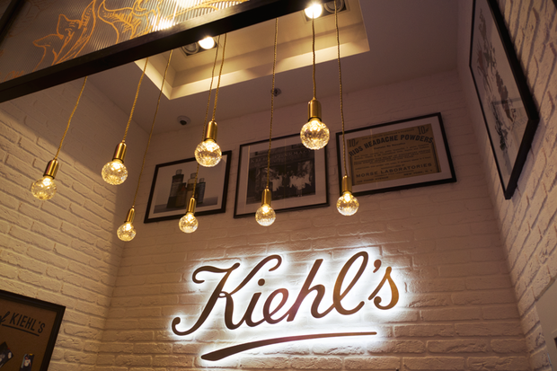 Kiehls đọc như keels nhé, không phải ki-e đâu nè.