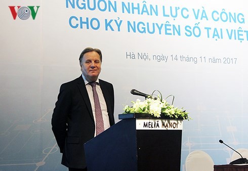 Ông Simon Matthews, Tổng giám đốc tại Việt Nam của Tập đoàn Tư vấn nhân lực đa quốc gia ManpowerGroup.