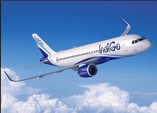 Airbus ký thỏa thuận lớn nhất lịch sử hàng không với Indigo - Ảnh 1.