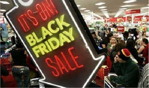 Black Friday: Nguồn cơn cho những cuộc hỗn chiến giật đồ mỗi mùa sales của hội cuồng shopping đến từ đâu? - Ảnh 1.