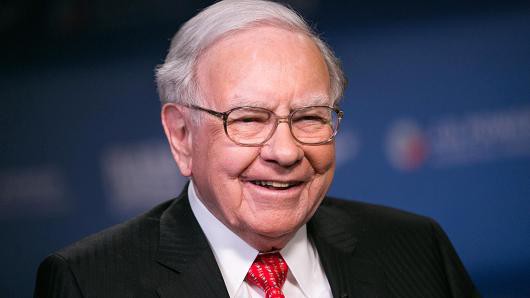 Cổ phiếu công ty của Warren Buffett chạm mốc kỷ lục 300.000 USD - Ảnh 1.