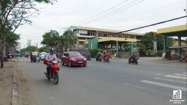  Cận cảnh con đường được mong chờ nhất trung tâm Sài Gòn sắp được mở rộng gấp ba  - Ảnh 2.