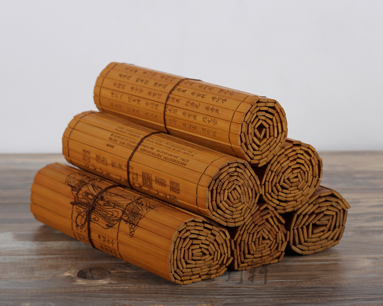 Người Trung Quốc đã dùng tre để tạo ra sách như thế nào?