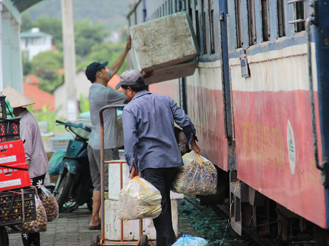  Hiu hắt tuyến đường sắt ế nhất Việt Nam  - Ảnh 3.