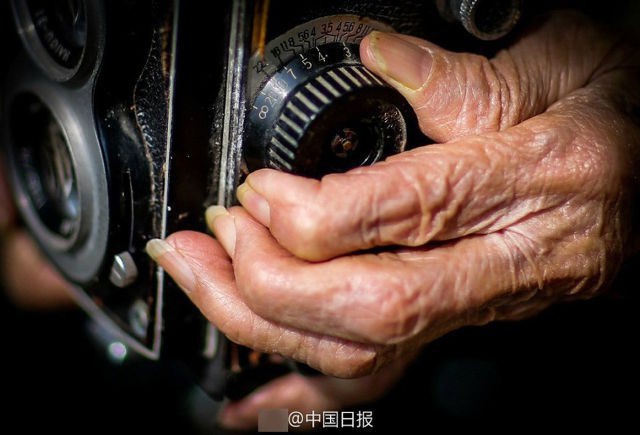 Nữ nhiếp ảnh gia cao tuổi nhất Trung Quốc: 105 tuổi vẫn miệt mài với đam mê  - Ảnh 3.