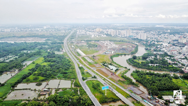  Cận cảnh nguồn cung bất động sản bùng nổ dọc tuyến cao tốc TP.HCM - Long Thành - Dầu Giây  - Ảnh 4.
