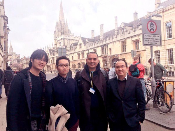 Bốn “thế hệ Việt Nam tại ĐH Oxford, từ trái qua: Trần Quang Anh (Cử nhân), Vũ Đỗ Khanh (Thạc sĩ), Chu Công Sơn (Tiến sĩ), Phạm Trọng Nghĩa (Sau Tiến sĩ)