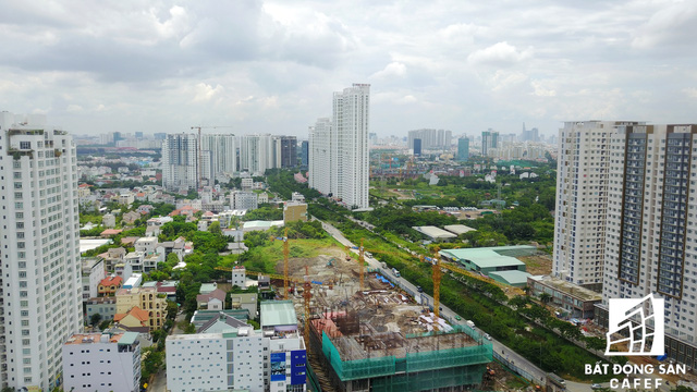 Cung đường 2km ở Nam Sài Gòn oằn mình cõng trên 40 cao ốc căn hộ cao cấp  - Ảnh 6.