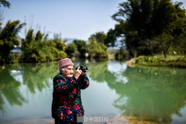  Nữ nhiếp ảnh gia cao tuổi nhất Trung Quốc: 105 tuổi vẫn miệt mài với đam mê  - Ảnh 6.