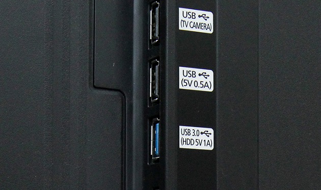 
Sử dụng cổng USB nếu không có điều kiện trang bị những sợi cab HDMI 2.0 đắt tiền
