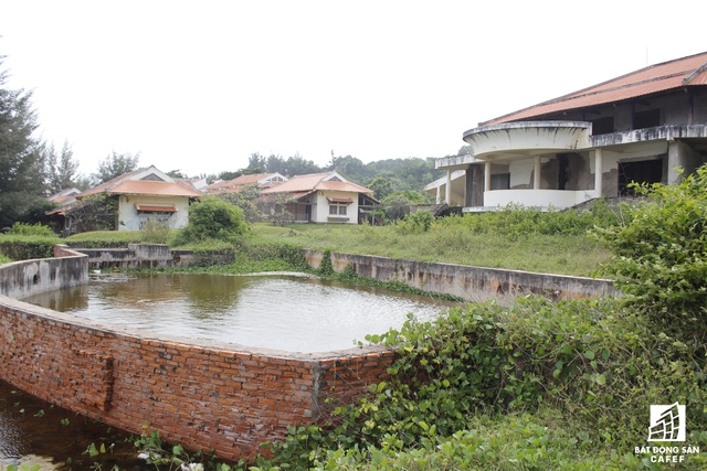 Đắng lòng nhìn cảnh hoang tàn của cả chục dự án du lịch tại biển Kê Gà, Bình Thuận - Ảnh 7.