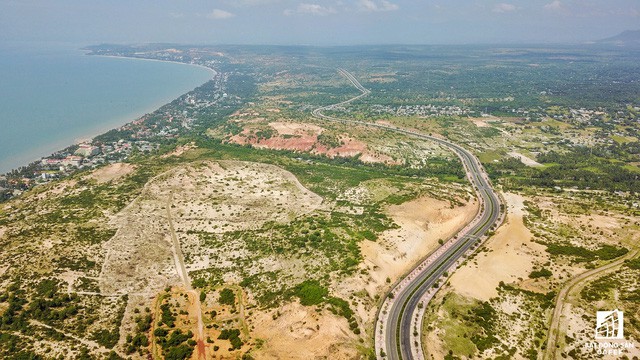  Không chỉ có Nha Trang, Đà Nẵng...nơi đây cũng đang thu hút hàng tỷ đô la đầu tư vào hàng trăm dự án BĐS nghỉ dưỡng  - Ảnh 7.