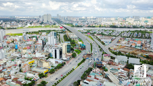  Cung đường dài hơn 3km đắt đỏ bậc nhất Sài Gòn cõng hơn 15.000 căn hộ cao cấp  - Ảnh 8.