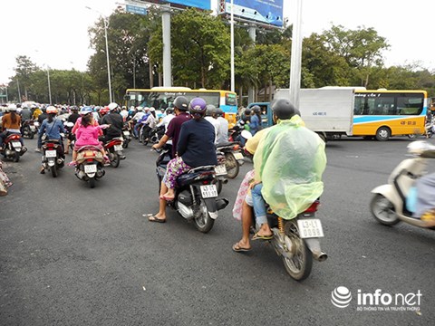  Đà Nẵng: Sáng thông xe đường gom, chiều thông xe hầm chui Điện Biên Phủ  - Ảnh 8.