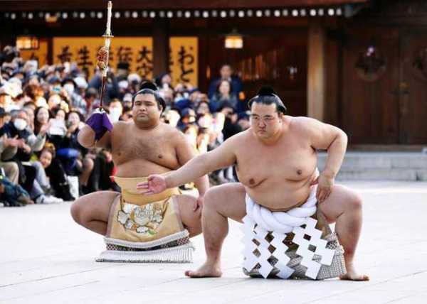 Thế giới u ám của võ sĩ sumo tại Nhật: Không lương, không điện thoại, không bạn gái - Ảnh 8. Thế giới u ám của võ sĩ sumo tại Nhật: Không lương, không điện thoại, không bạn gái - Ảnh 8.