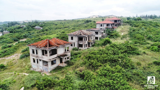 Đắng lòng nhìn cảnh hoang tàn của cả chục dự án du lịch tại biển Kê Gà, Bình Thuận - Ảnh 9.