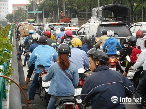  Đà Nẵng: Sáng thông xe đường gom, chiều thông xe hầm chui Điện Biên Phủ  - Ảnh 9.