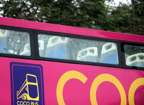Xe bus mui trần đã ra đến Hà Nội, sẵn sàng đón các cầu thủ U23 Việt Nam về nước ăn mừng - Ảnh 6.