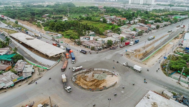  Cận cảnh dự án hầm chui lớn nhất TP.HCM sắp thông xe, thông điểm đen kẹt xe khu cảng Cát Lái  - Ảnh 8.