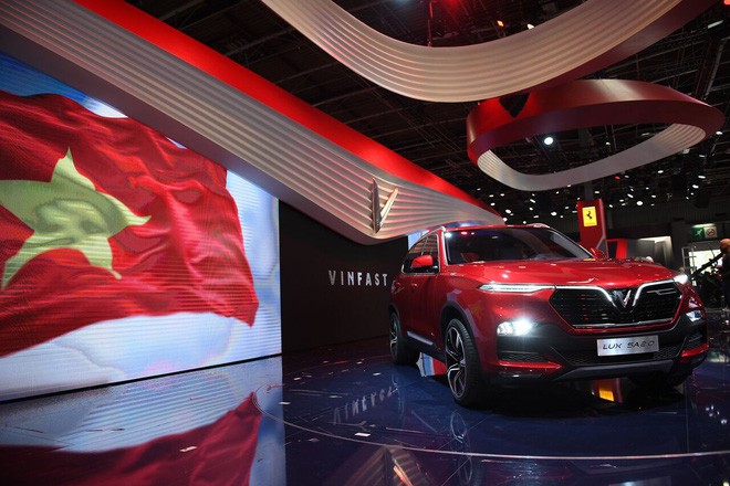 Tường thuật lễ ra mắt 2 mẫu xe VinFast tại Paris Motor Show 2018 Tường Thuật Lễ Ra Mắt 2 Mẫu Xe Vinfast Tại Paris Motor Show 2018