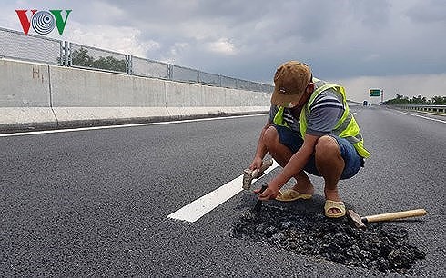  Cao tốc 34.000 tỷ vừa thông xe đã hỏng: Tư vấn giám sát không thể vô can  - Ảnh 3.