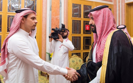  Vụ nhà báo Ả Rập Saudi bị sát hại: Thi thể bị hủy mặt cuộn trong tấm thảm  - Ảnh 2.