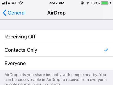Lợi dụng AirDrop của Apple để gửi ảnh khó chịu cho người lạ - Ảnh 2.